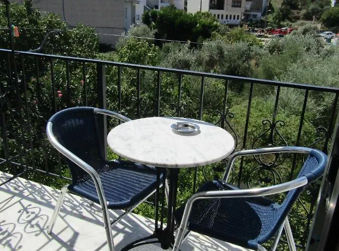 Alkmene Aparthotel Skiathos Town